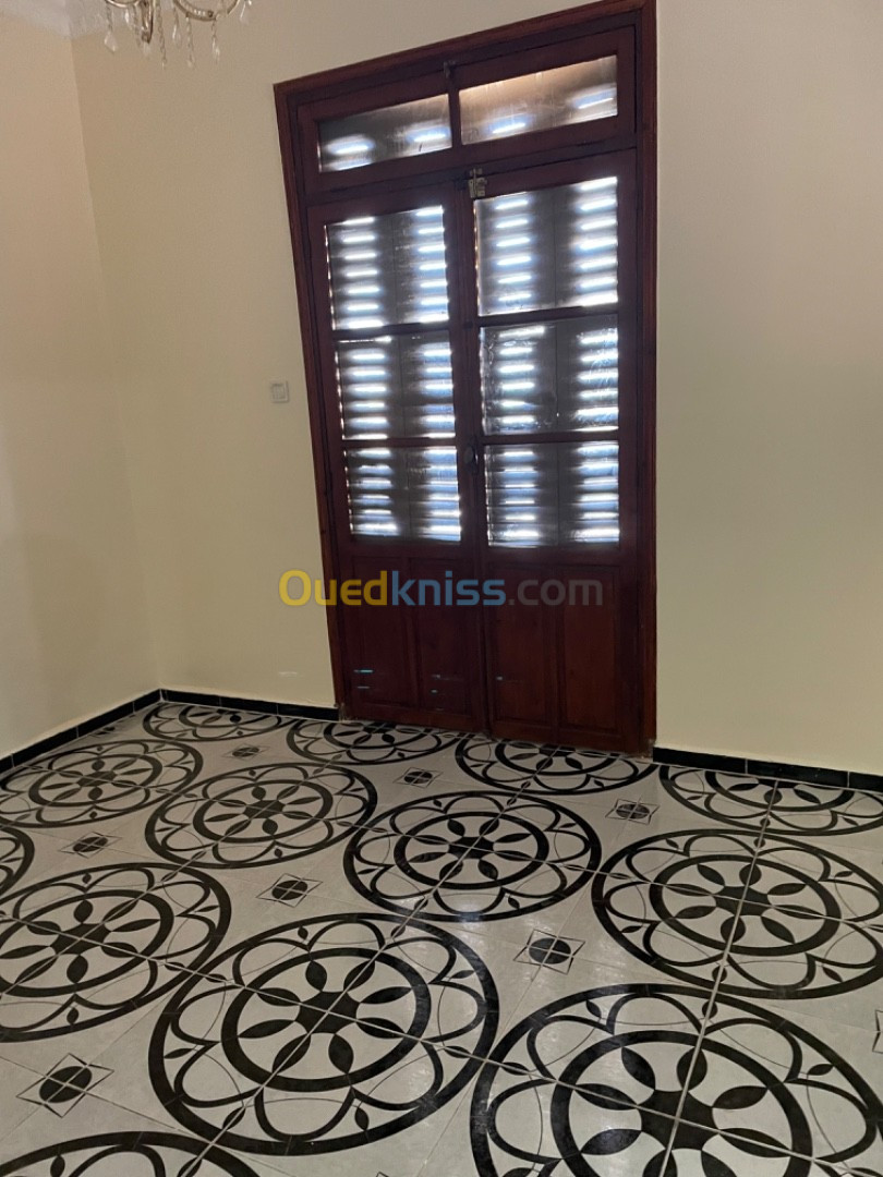 Location Appartement F3 Alger Zeralda