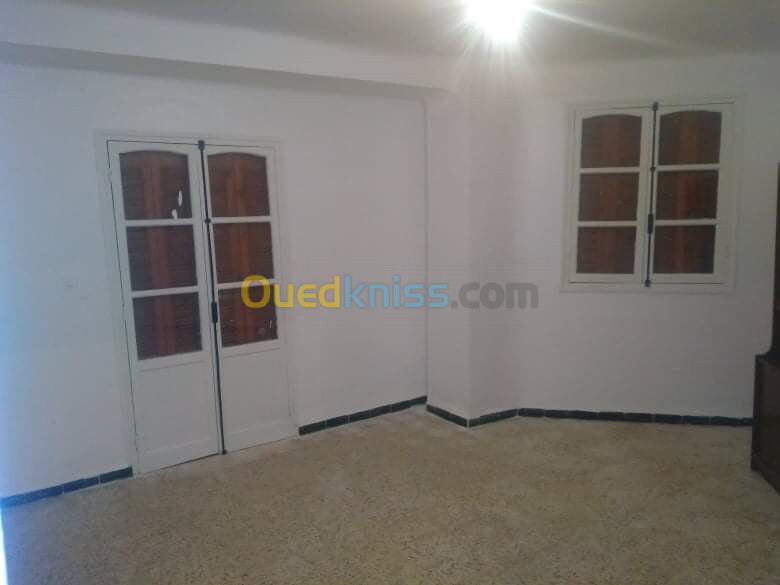 Location Appartement F4 Tipaza Tipaza