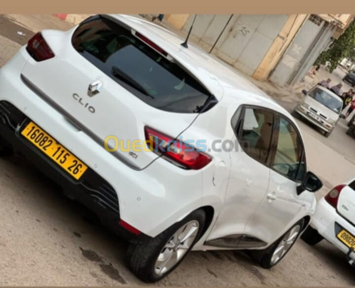 Renault Clio 4 2015 Limited 2