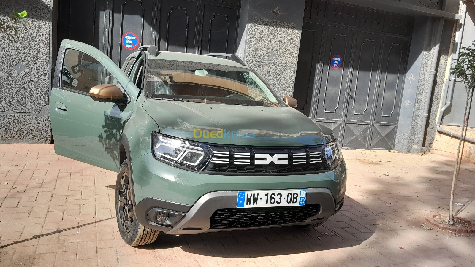 Dacia Duster gold 2024 Gold