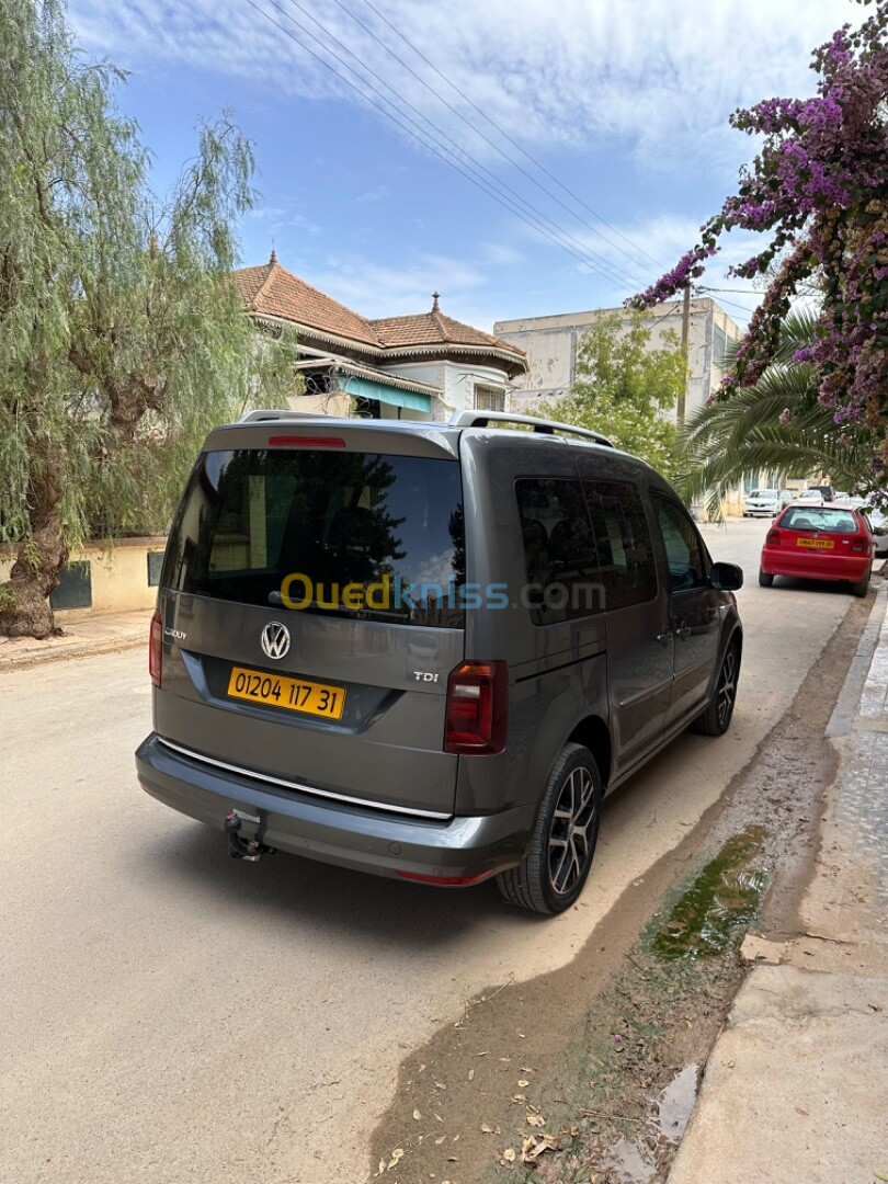 Volkswagen Caddy 2017 Highline