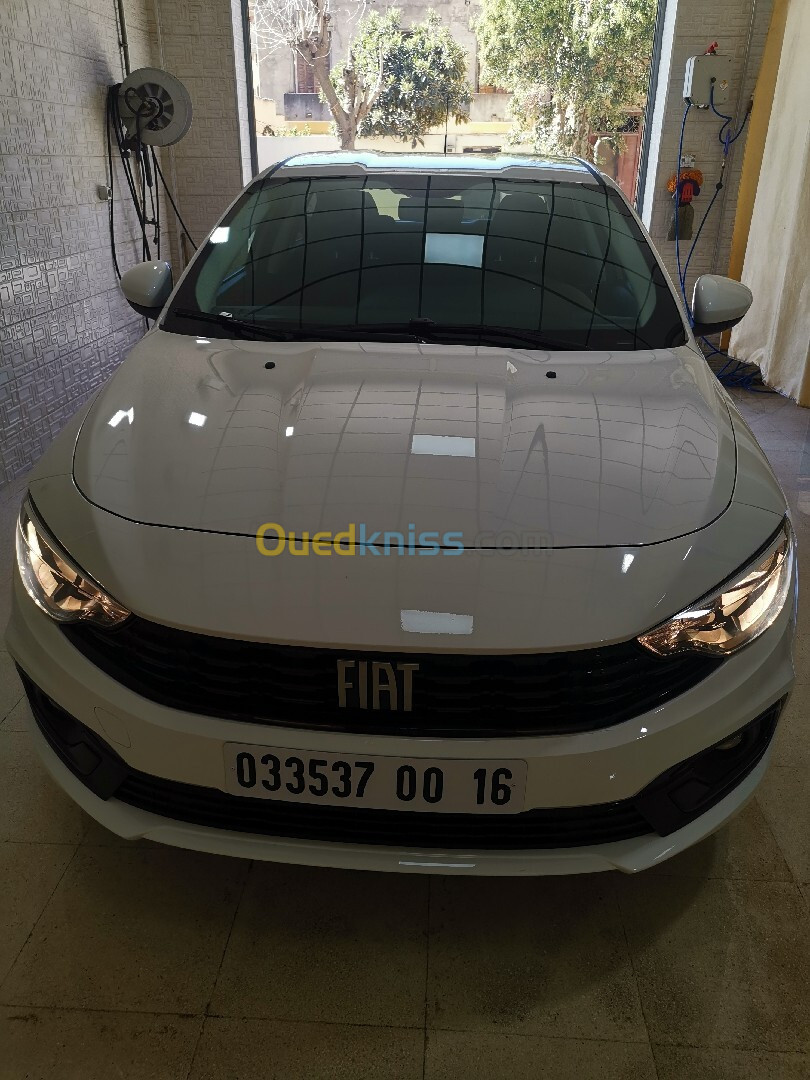 Fiat Fiat tipo city 2024 1.6 essance tipo city