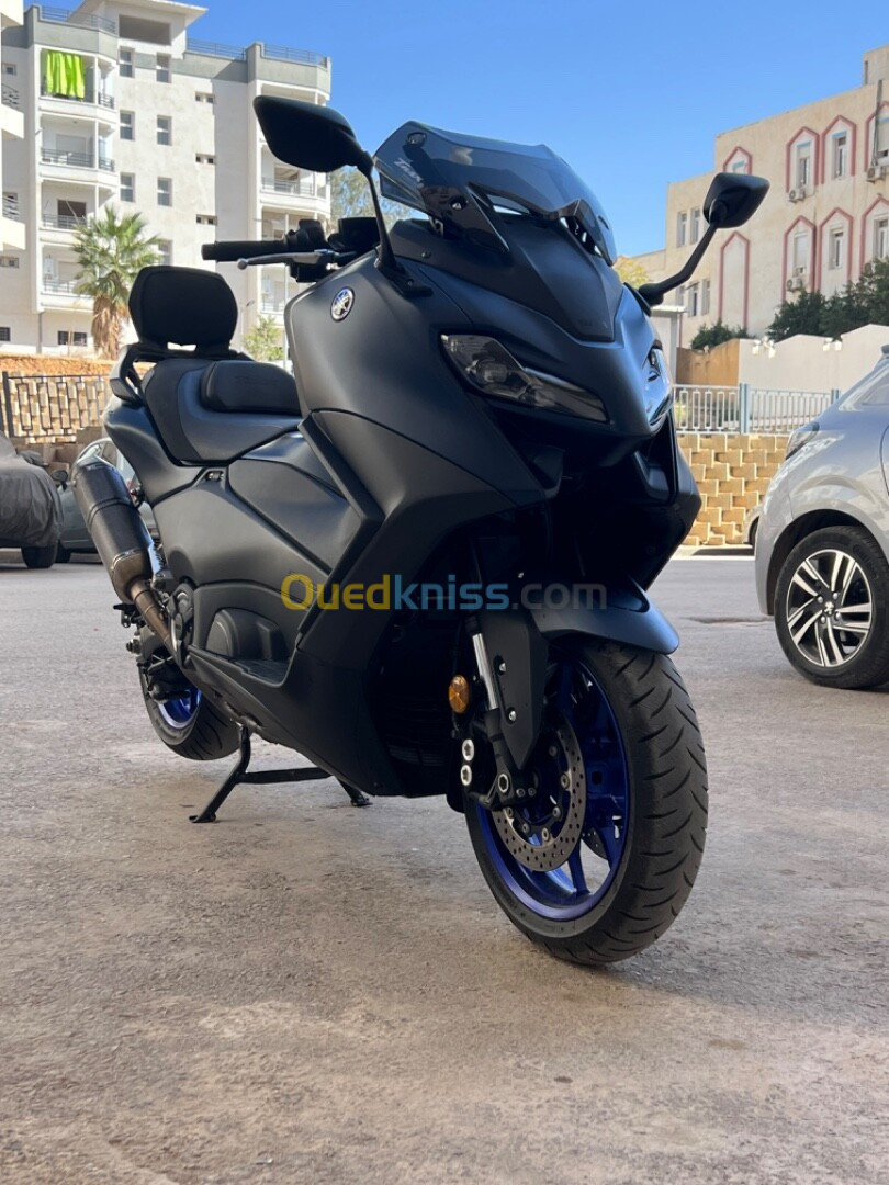 Yamaha Tmax 560 2024