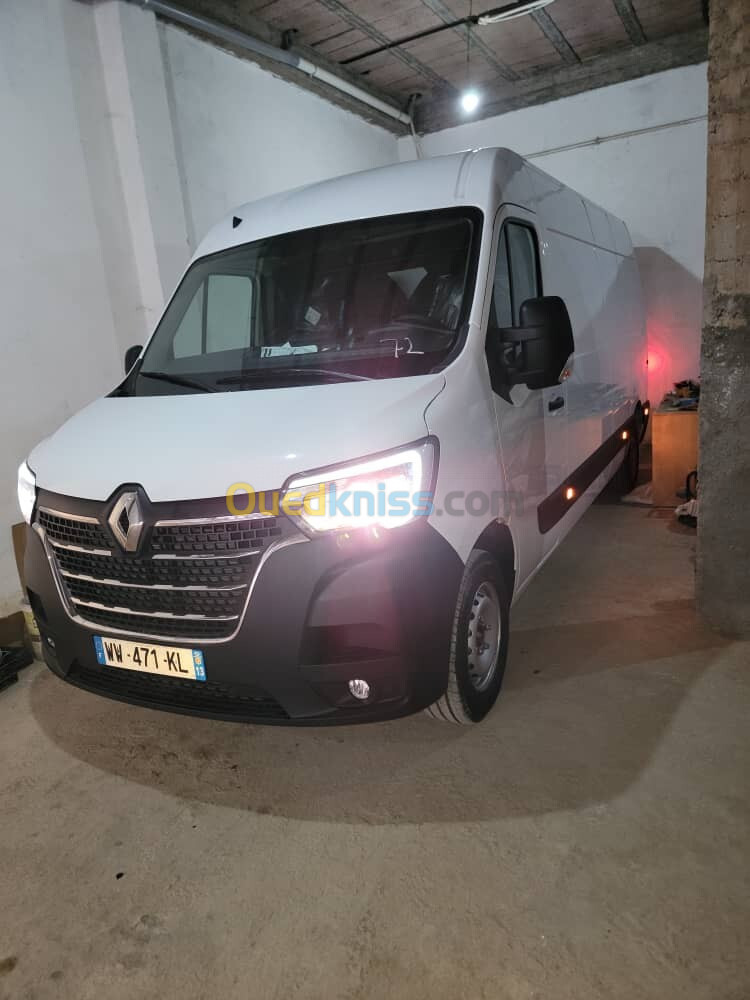 Renault Master 2024