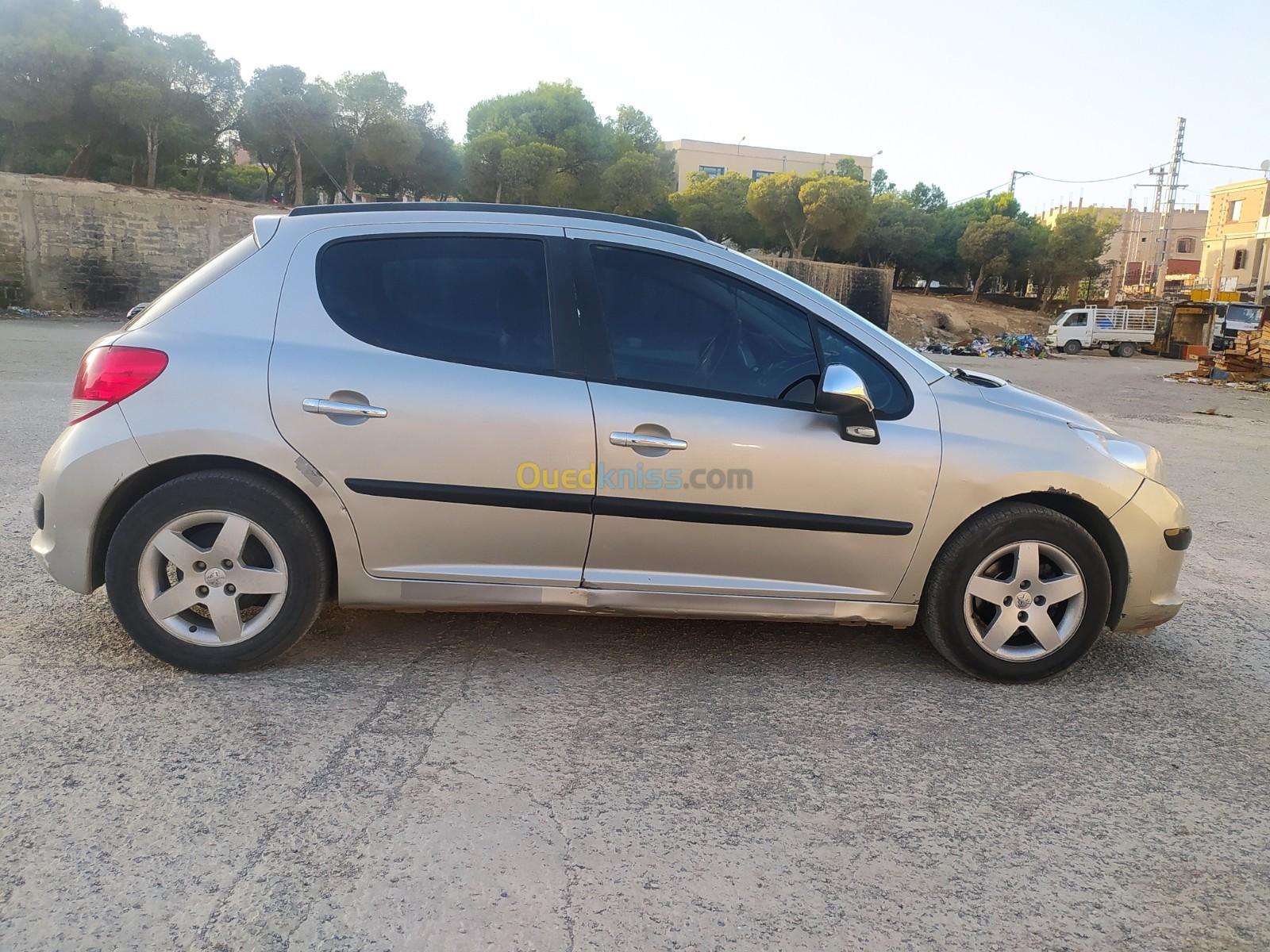 Peugeot 207 2008 207