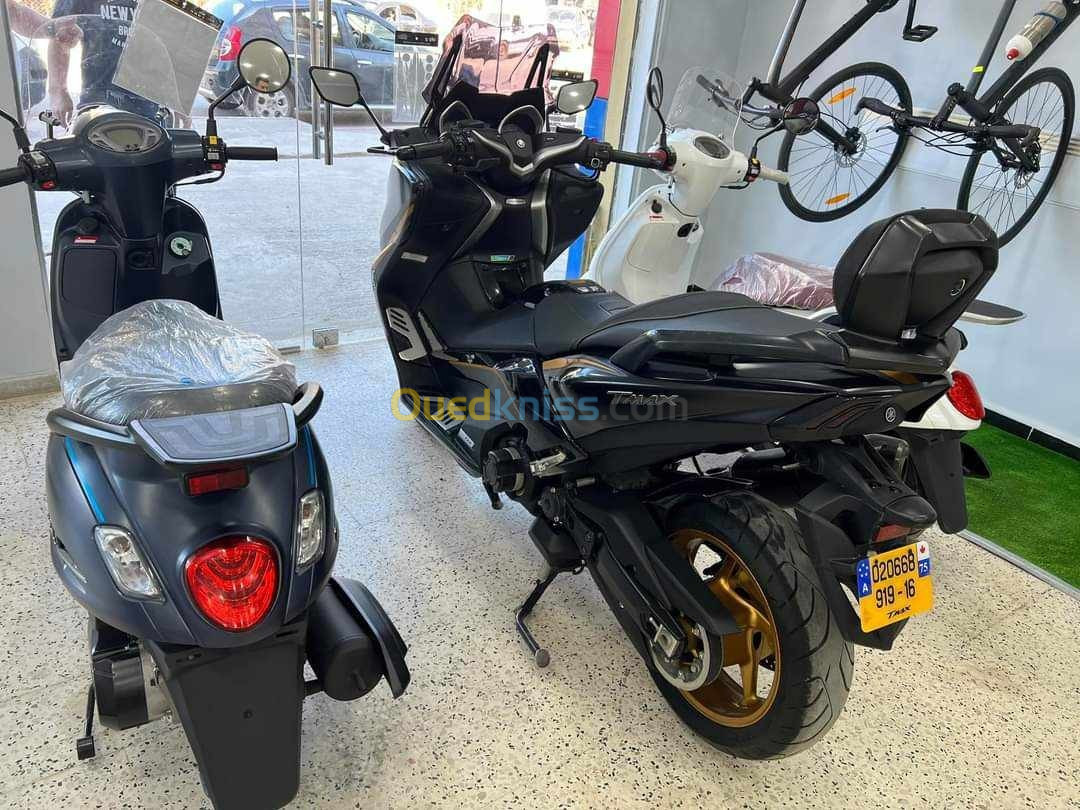 Yamaha Tmax 2019