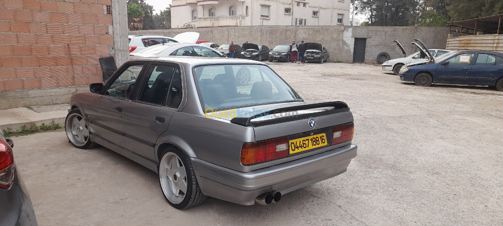 BMW Série 3 1988 