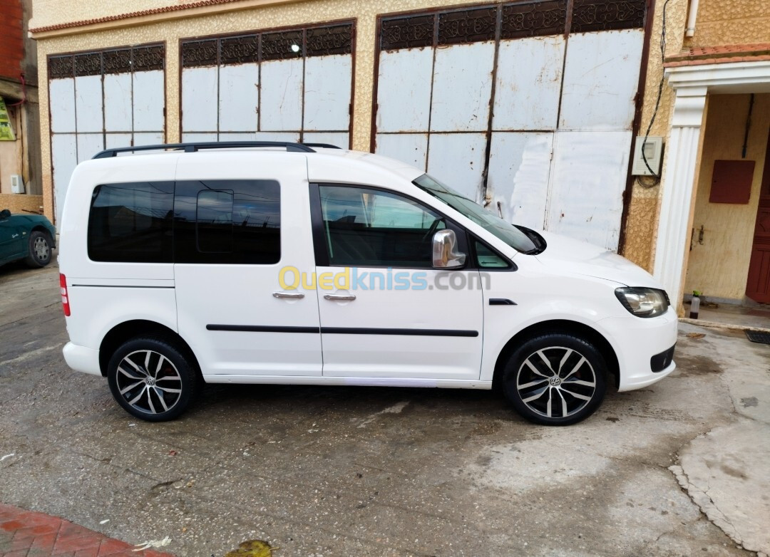 Volkswagen Caddy 2013 Highline