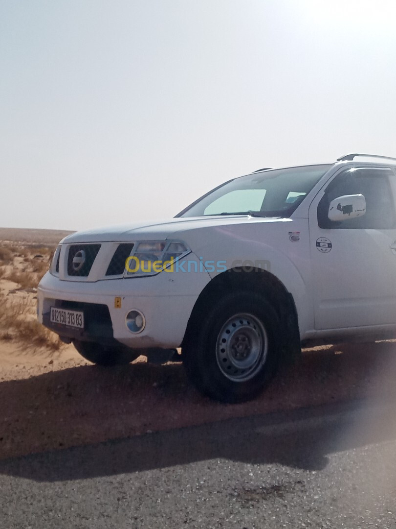 Nissan Navara 2013 Elegance 4x2