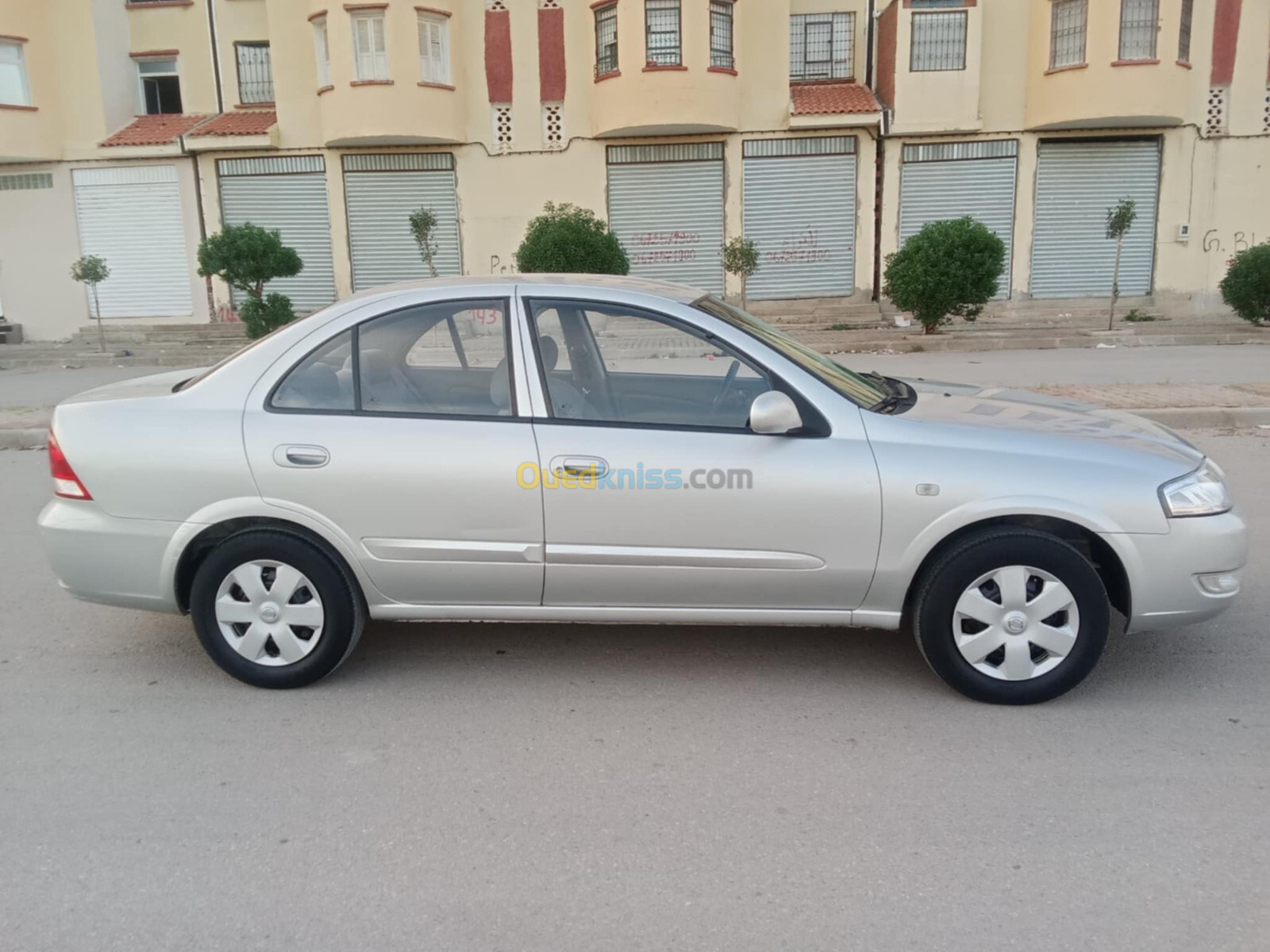 Nissan Sunny 2012 