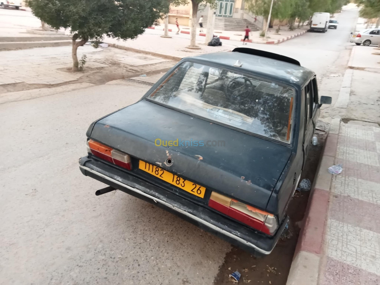 Peugeot 305 1983 305