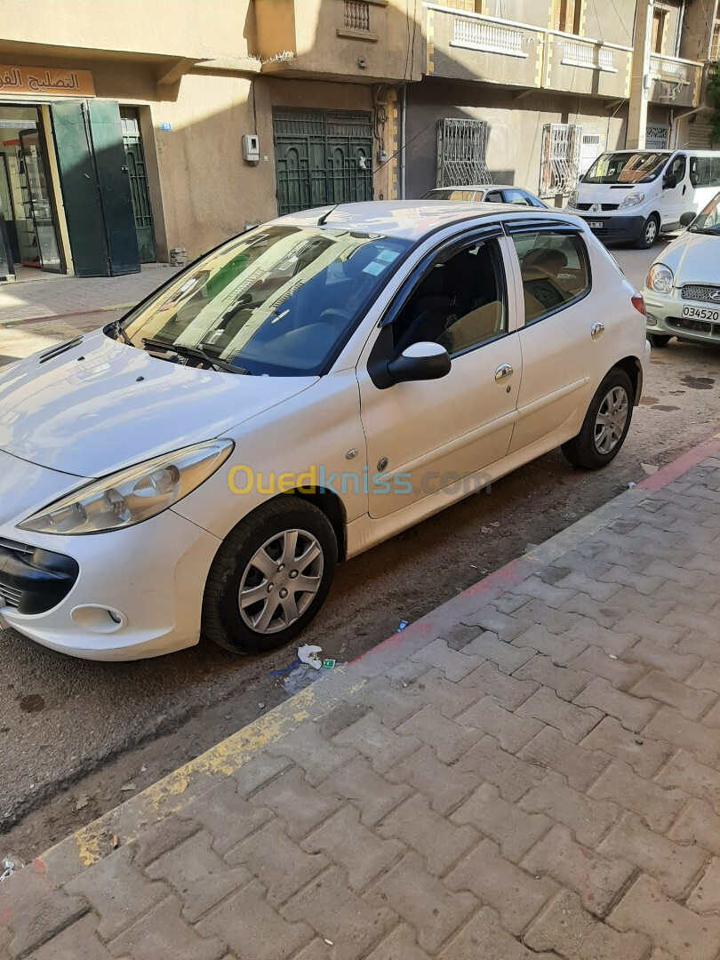 Peugeot 206 Plus 2013 206 Plus