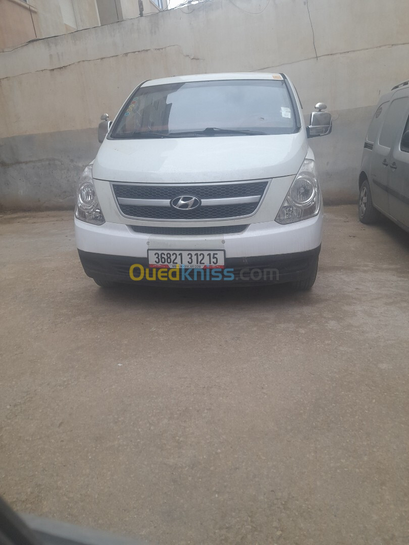 Hyundai H1 2012