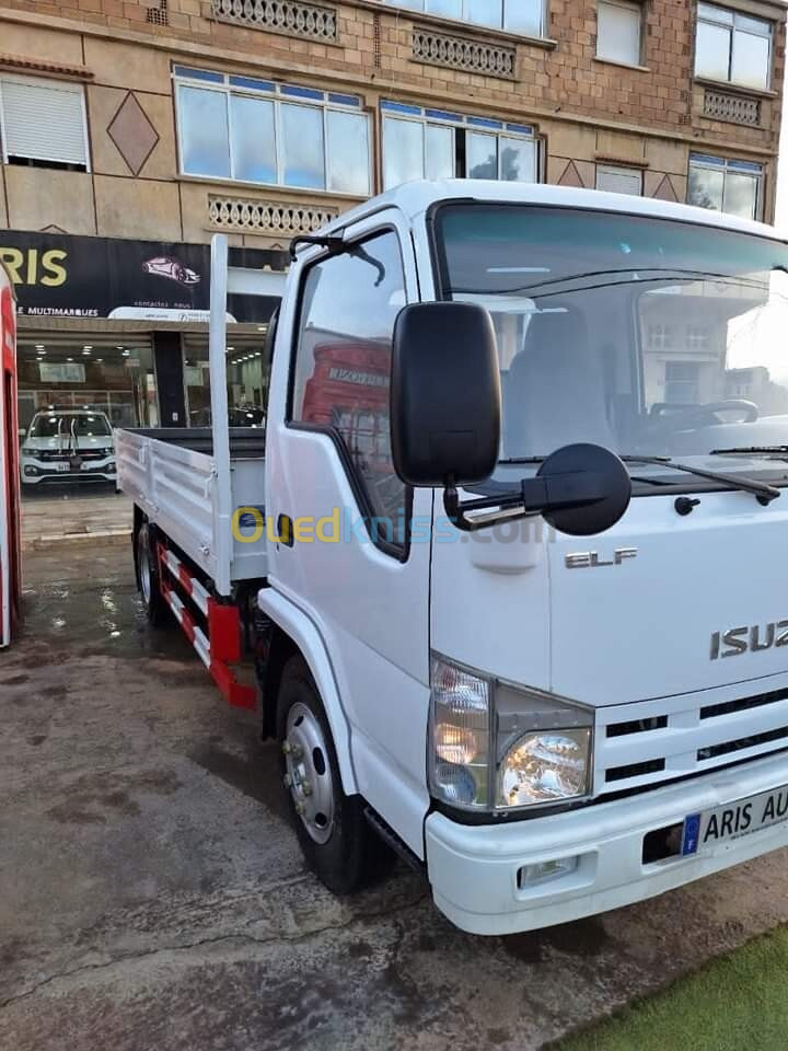 Isuzu 3T Lourd 2023