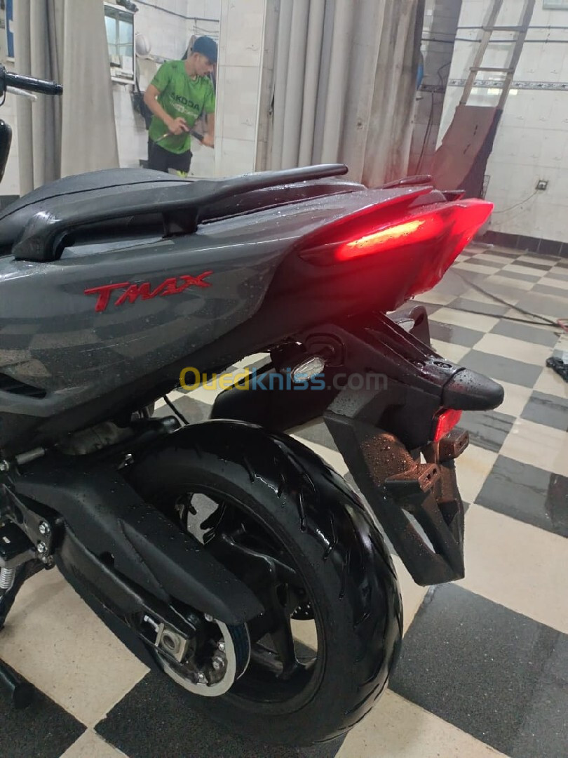 Yamaha T max 560 2021