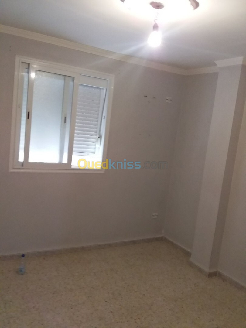 Location Appartement F2 Alger Douera