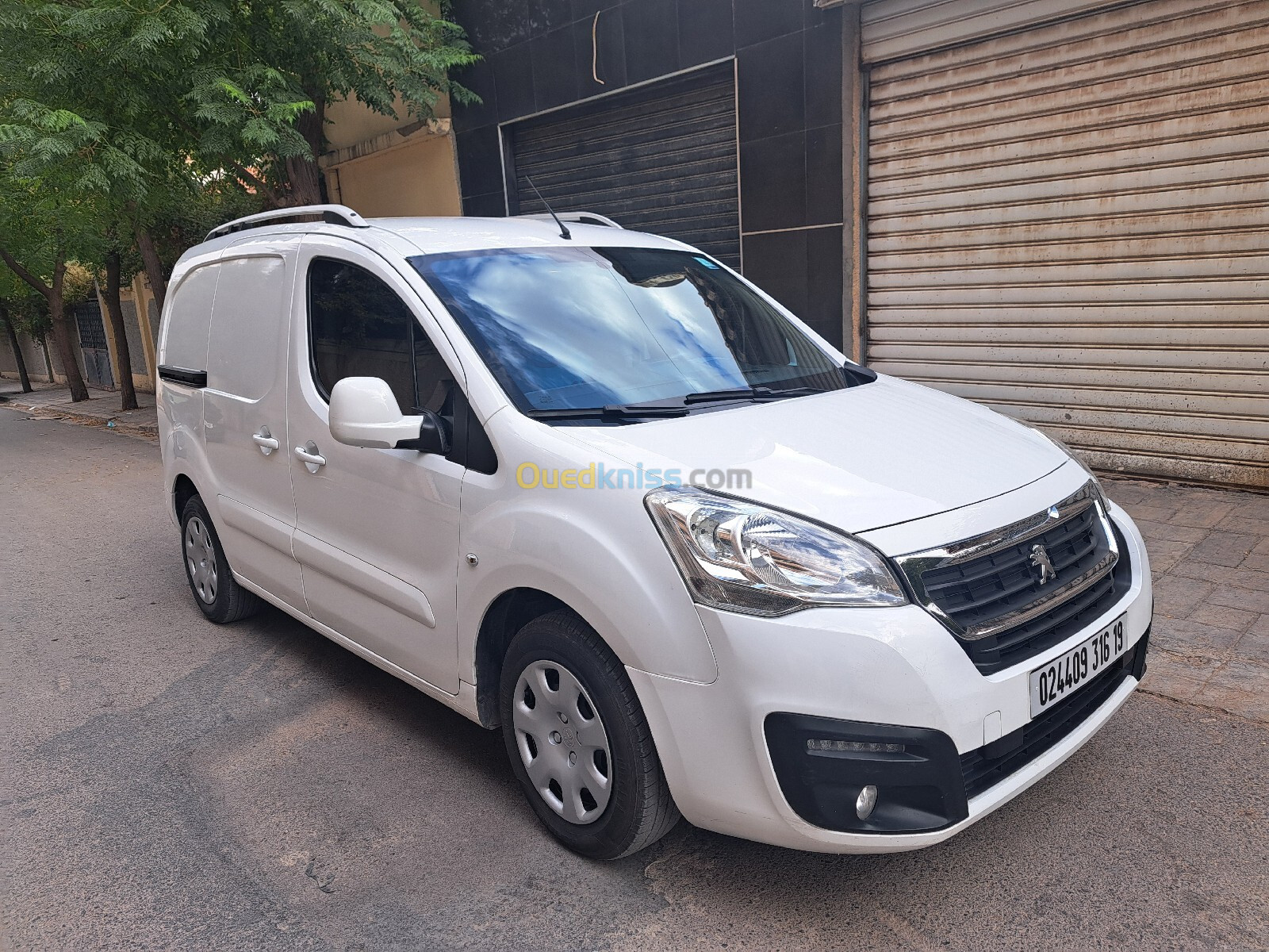 Peugeot Partner 2016 partner B9