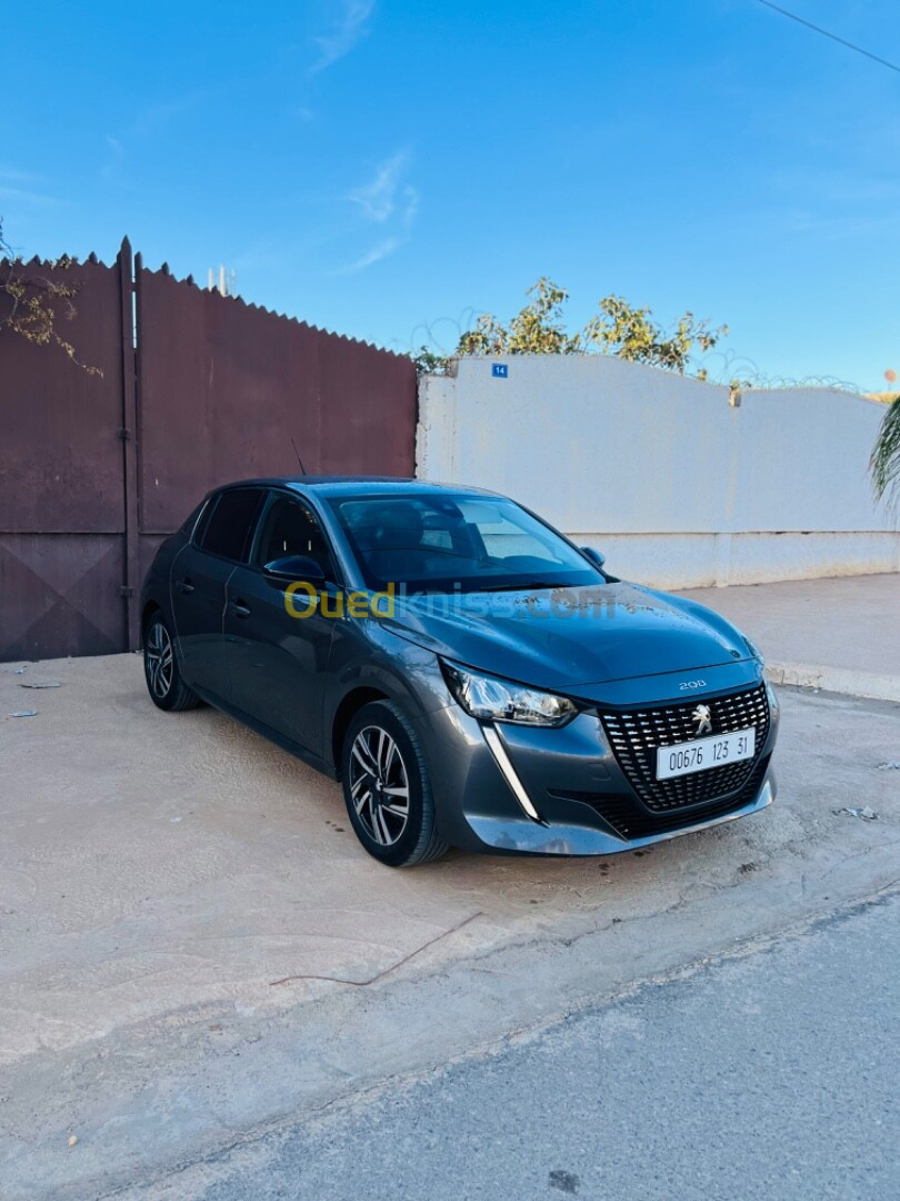 Peugeot 208 2023 Allure