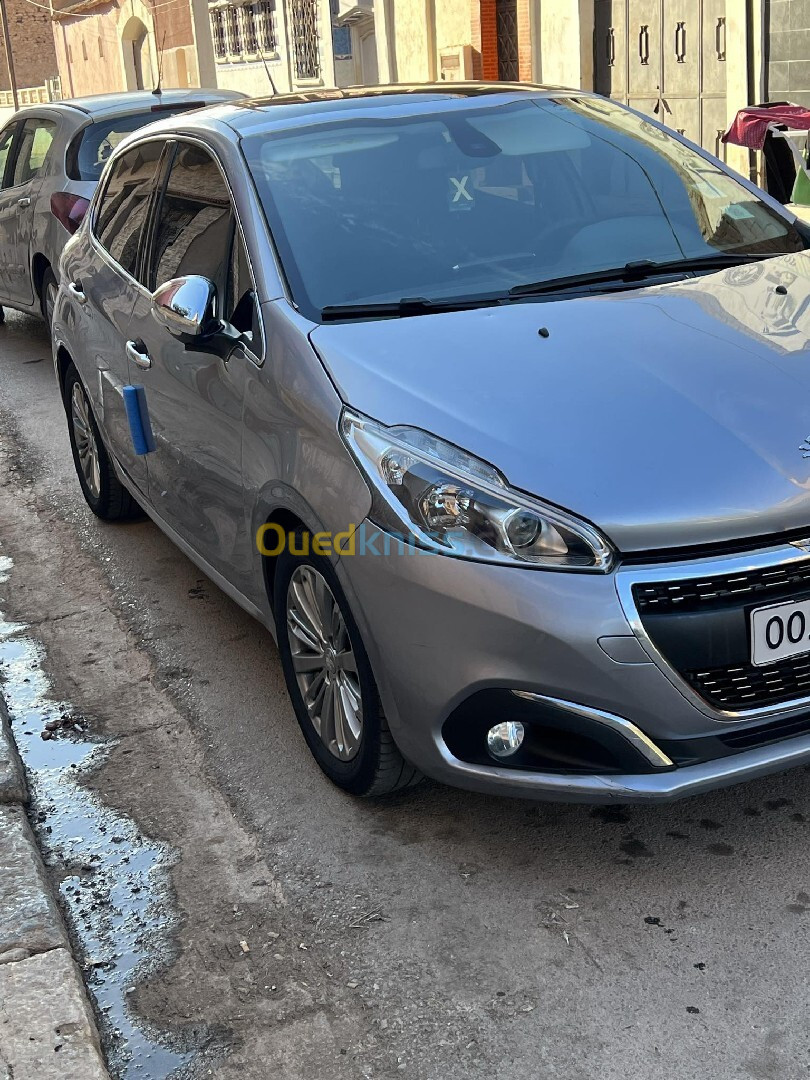 Peugeot 208 2020 Allure Facelift