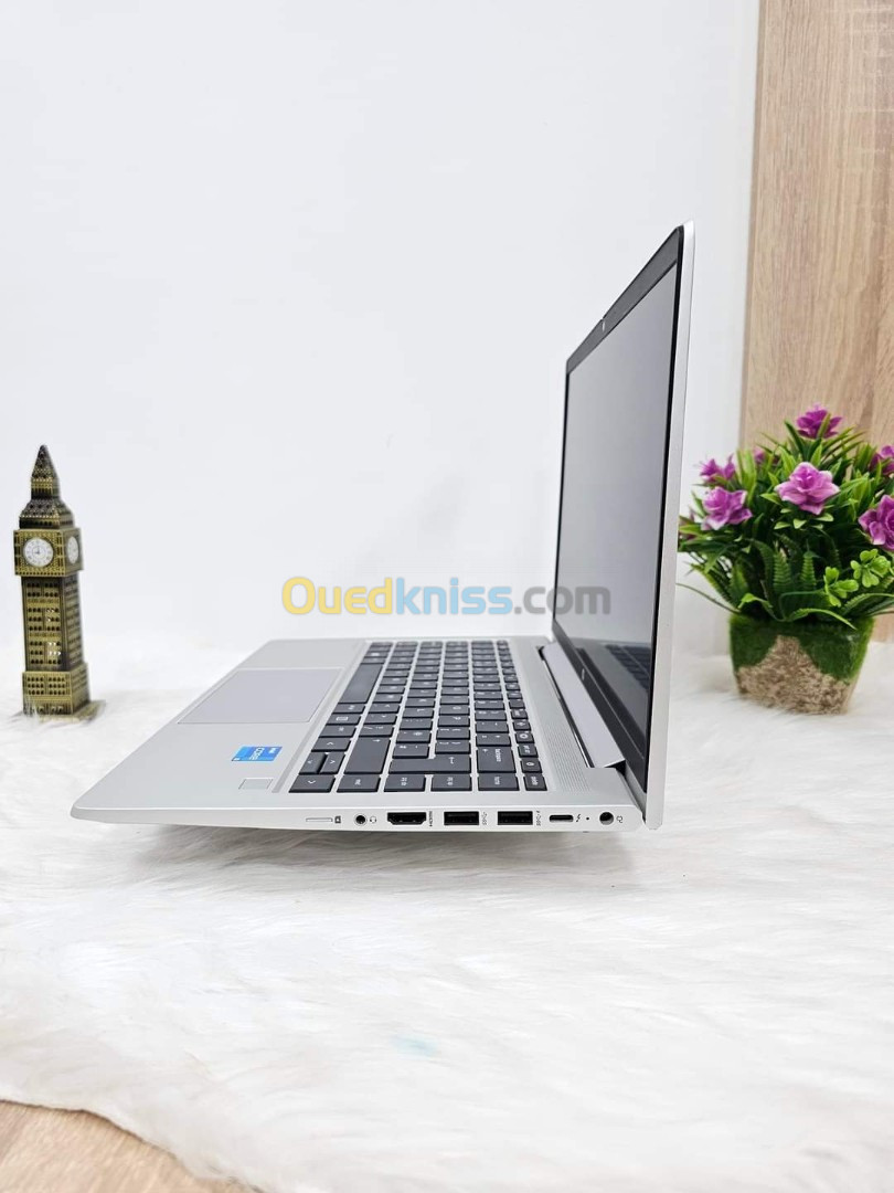 HP PROBOOK 14"  i5 1135G7  8GB /256GB