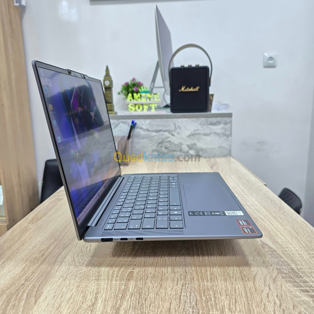 LENOVO YOGA PRO 7 Gen 9  14.5  AMD Ryzen 7 8845HS/RADEON 780M  (2024) 