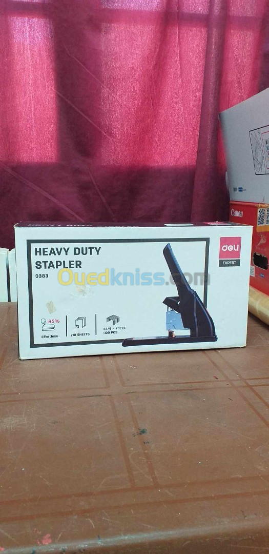 AGRAFEUSE DELI Heavy Duty Stapler 0383