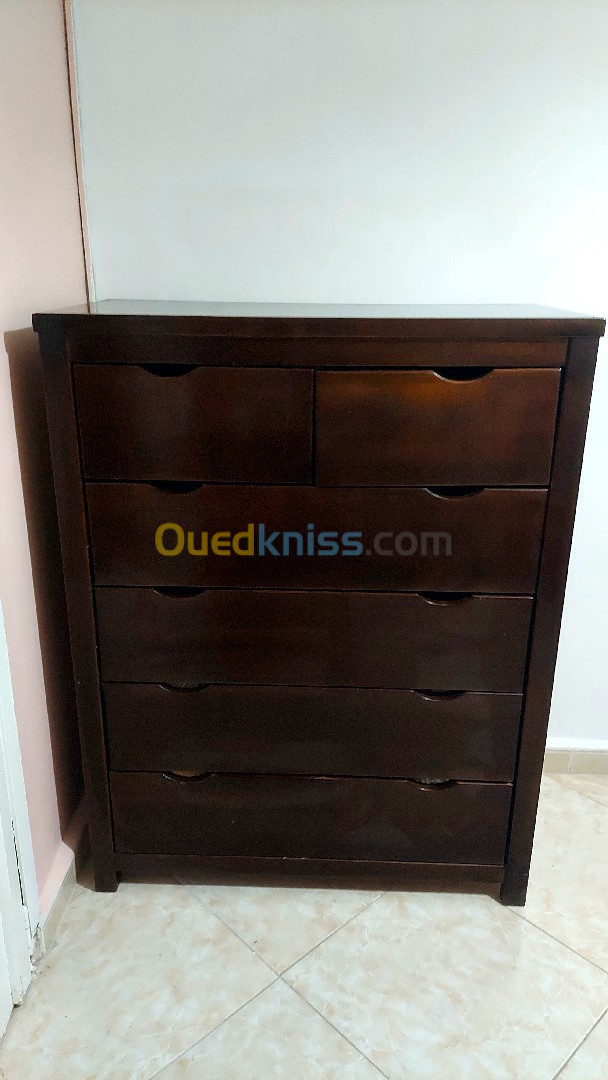 Commode en bois hetre