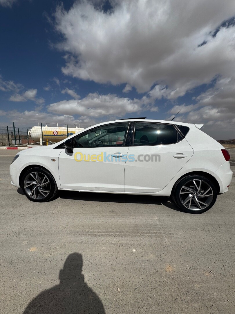 Seat Ibiza 2015 Black Line