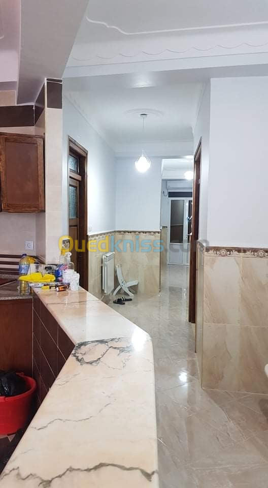 Location Appartement F4 Tipaza Kolea