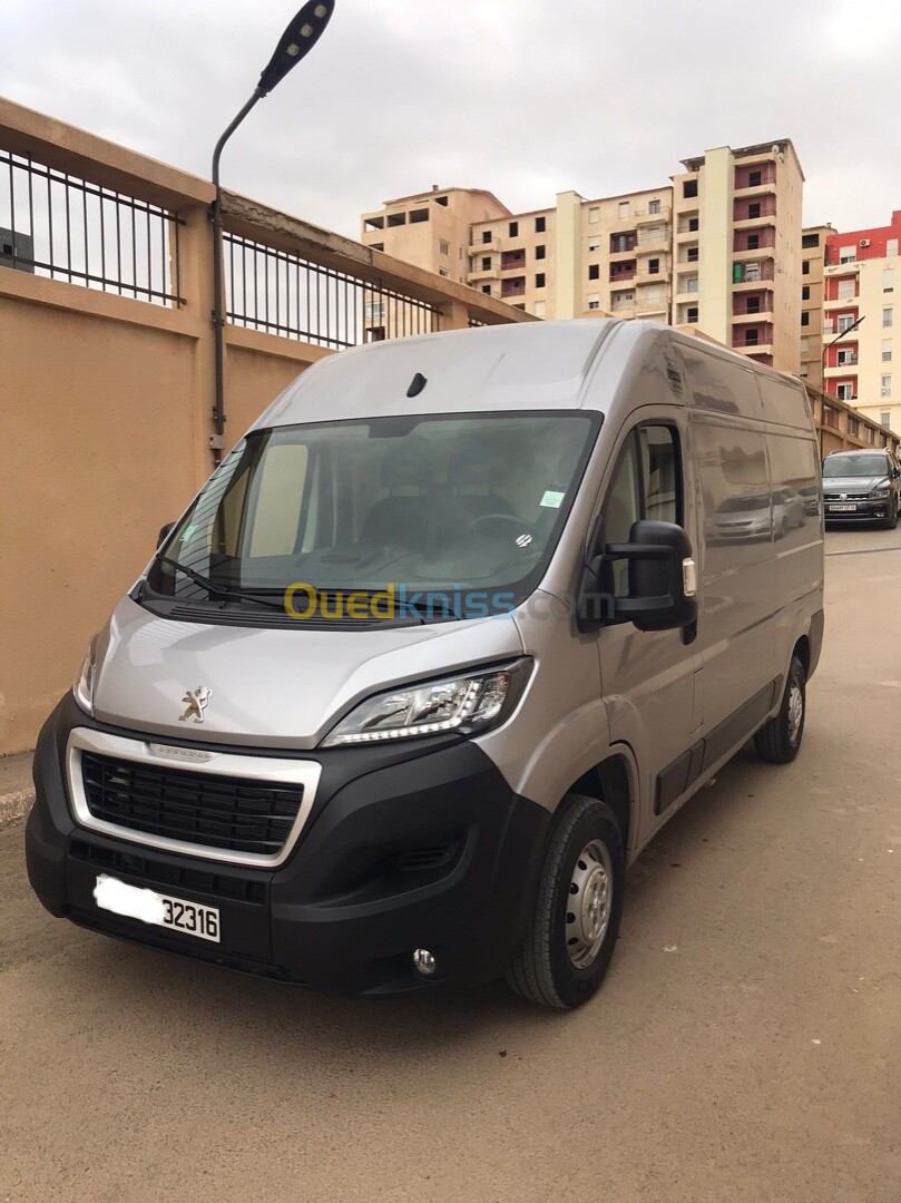 Peugeot Boxer L2H2 2.3 L 130cv 2023