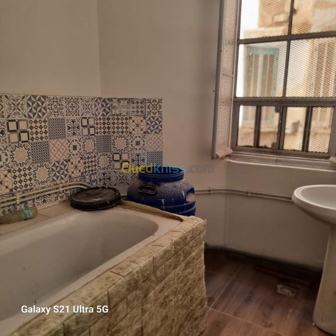 Location Appartement F5 Oran Oran