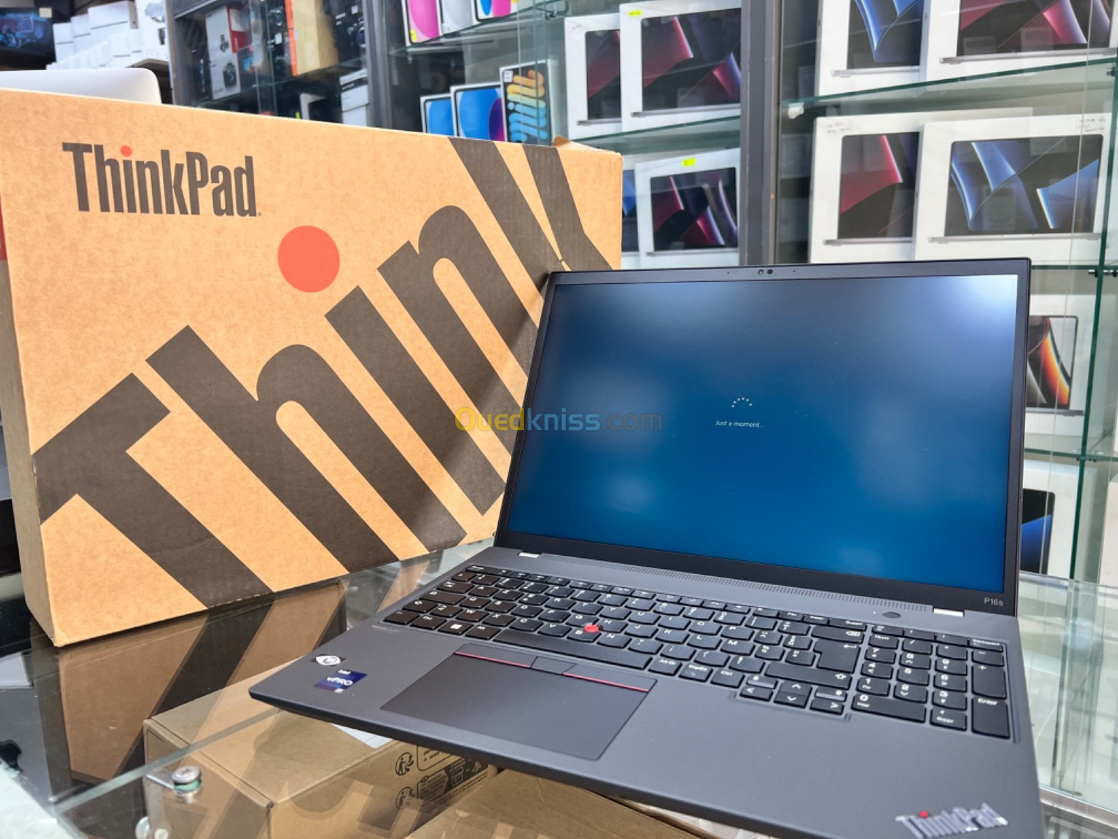 LENOVO THINKPAD P16S I7 1270P 32G 512G NVME NVIDIA QUADRO T550 4G DRR6 