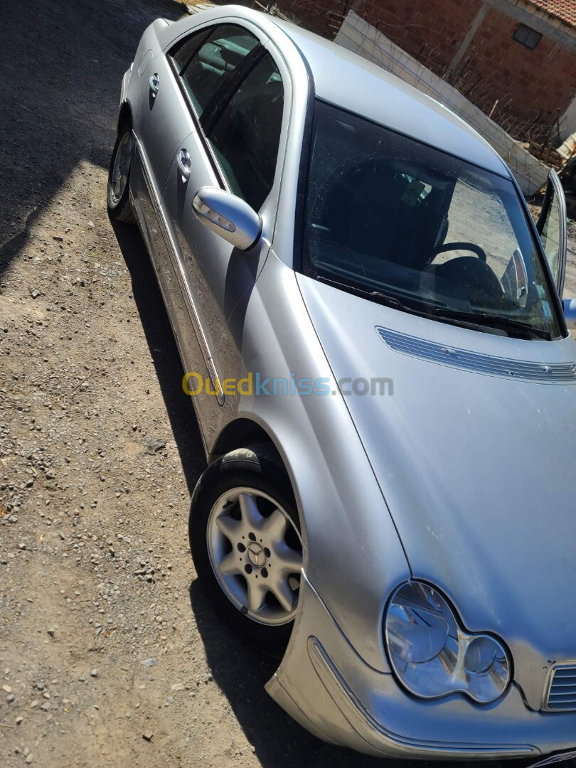 Mercedes Classe A 2002 C 220