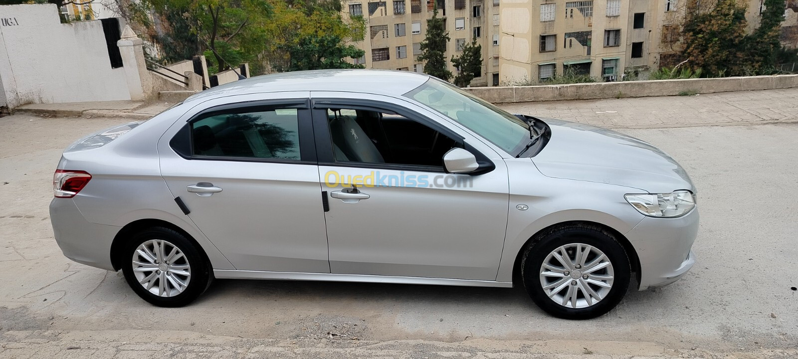 Peugeot 301 2013 Allure