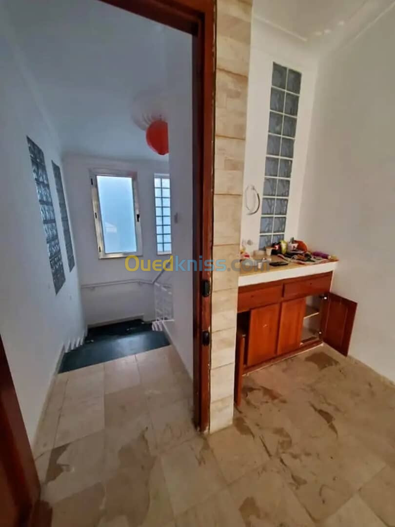 Location Niveau De Villa F3 Alger El achour