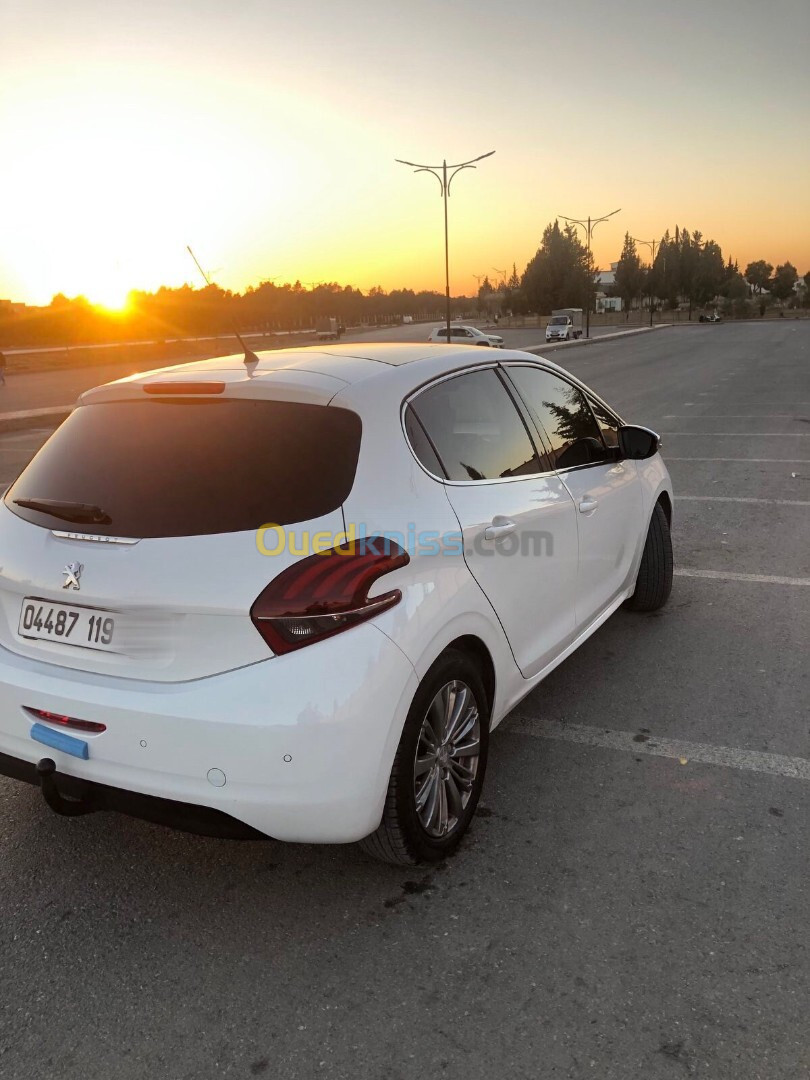 Peugeot 208 2019 Allure Facelift