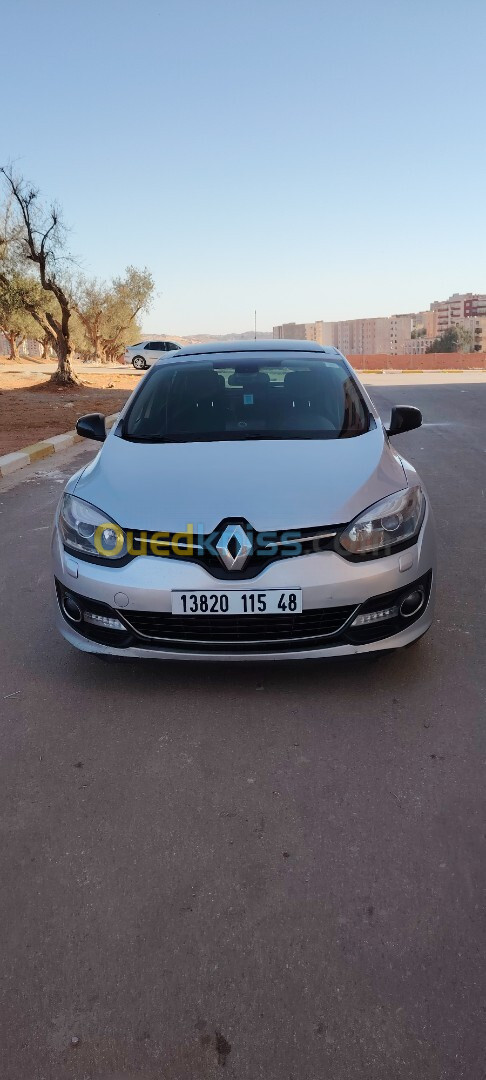 Renault Megane 3 2015 Bose