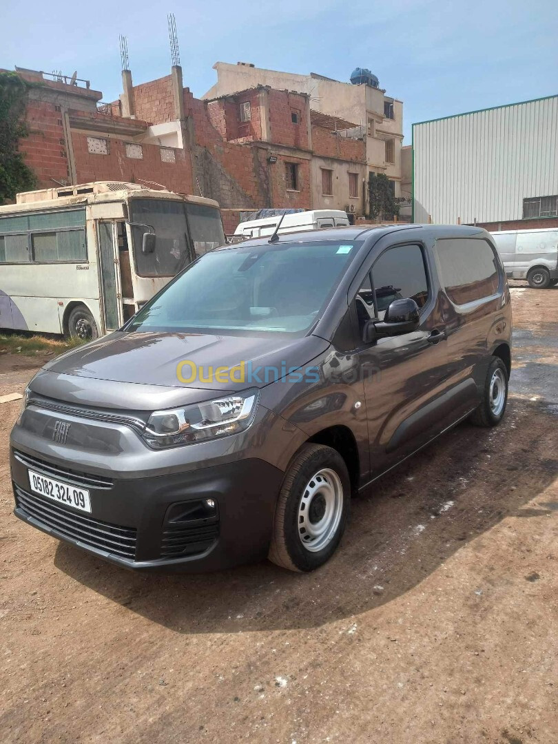 Fiat Doblo 2024 Italien