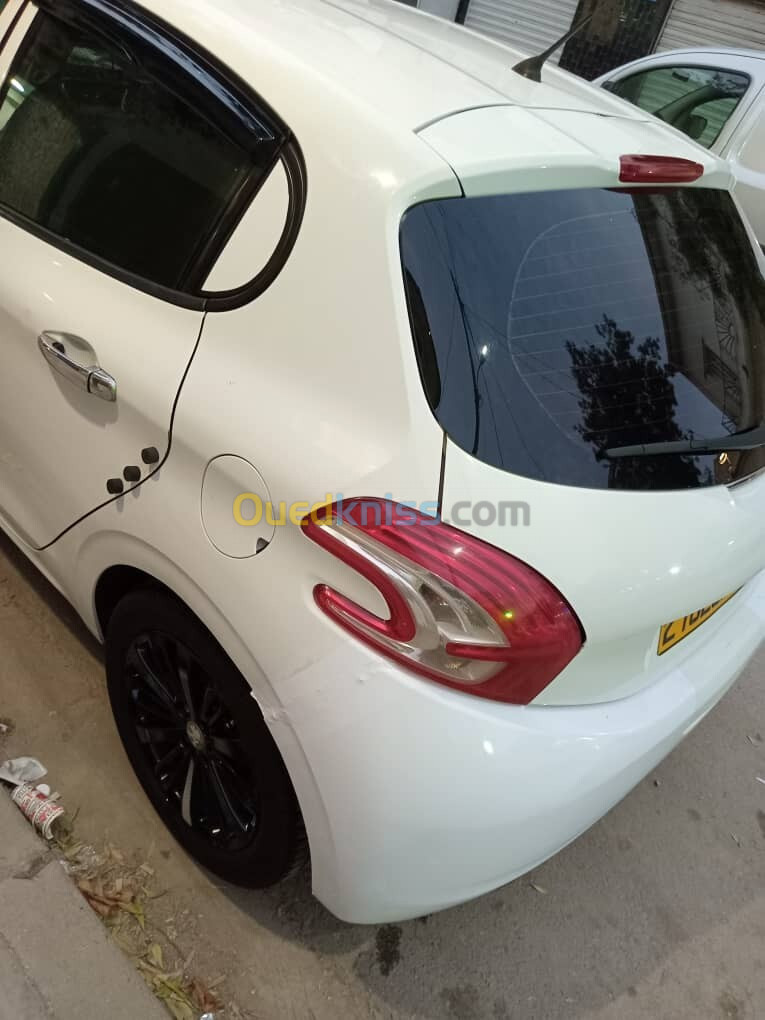 Peugeot 208 2013 Access