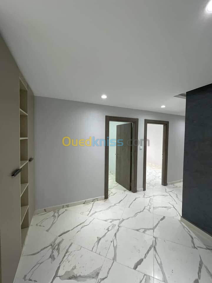 Vente Appartement F4 Alger Bordj el bahri