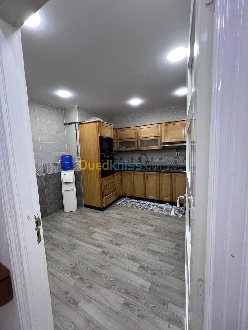 Vente Appartement F2 Alger Bordj el bahri