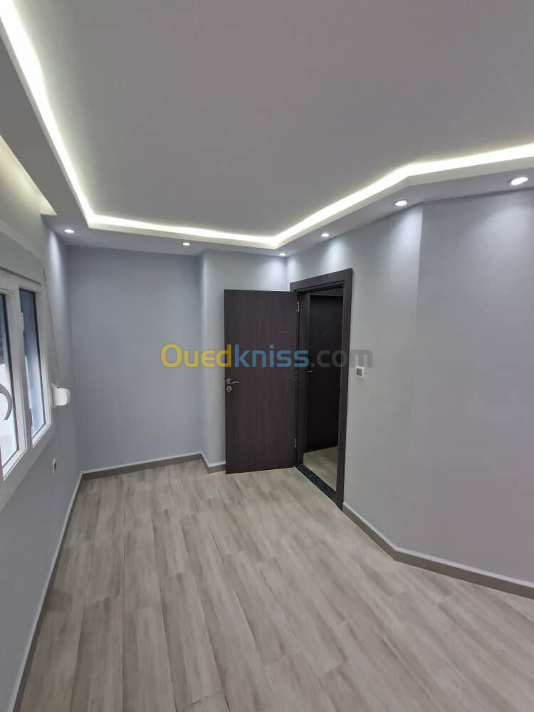 Vente Appartement F4 Alger Bordj el bahri