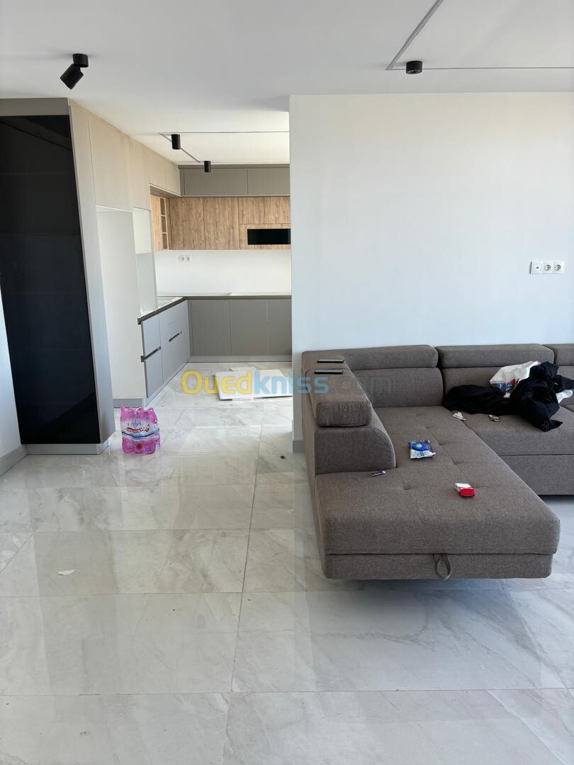 Vente Appartement F4 Alger Bordj el bahri