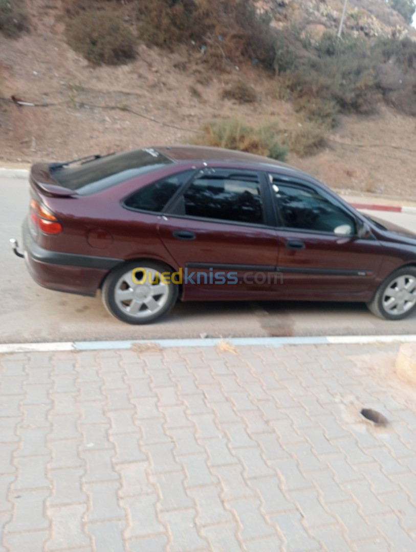 Renault Laguna 1 1995 Laguna 1