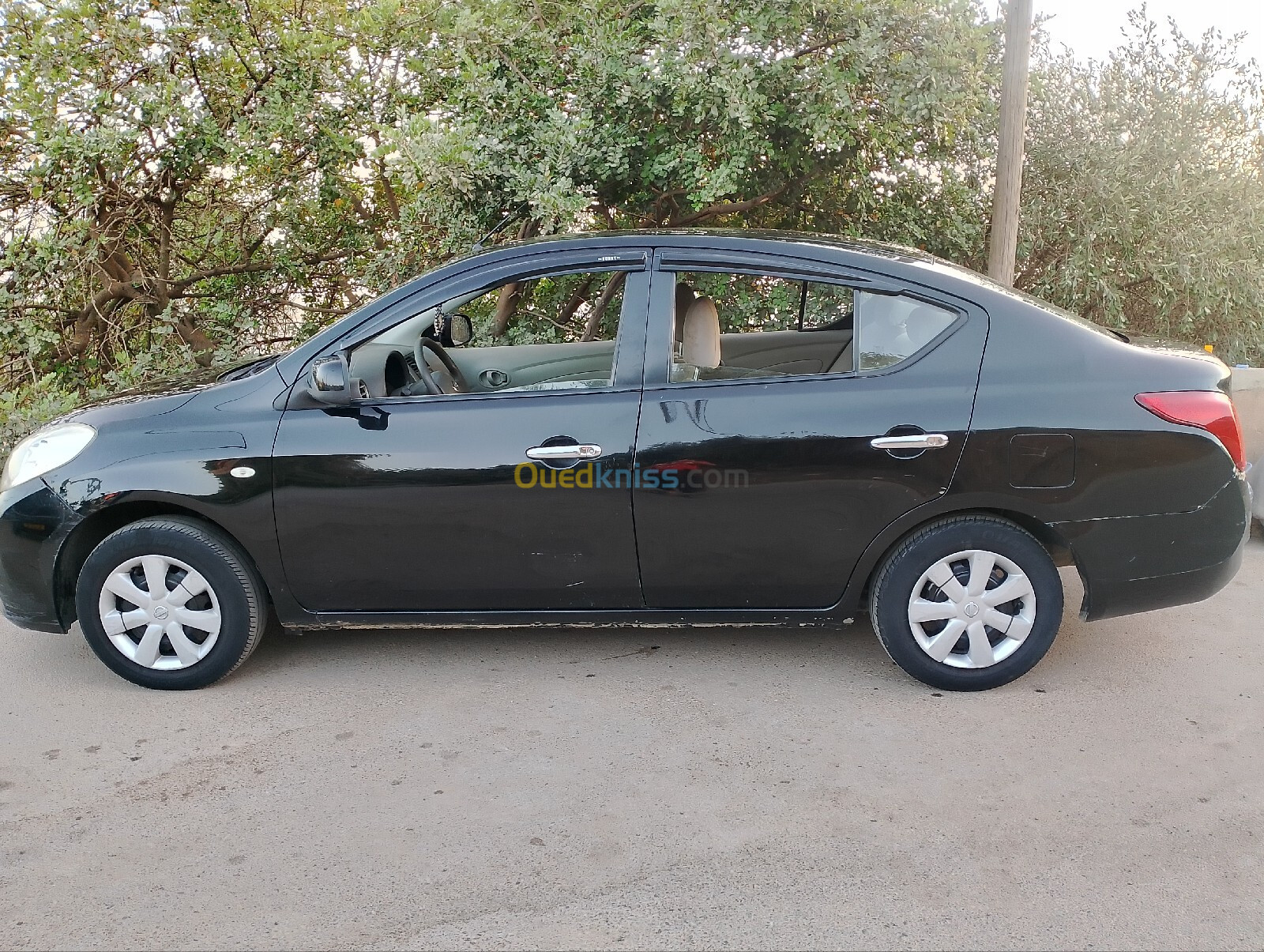 Nissan Sunny 2012 Sunny