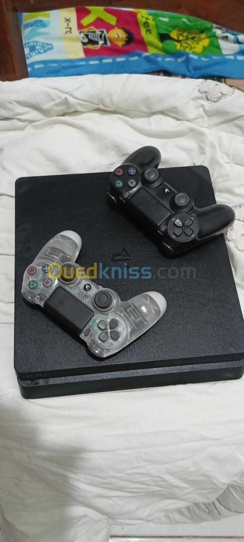 Play station 4 slim 500Gb