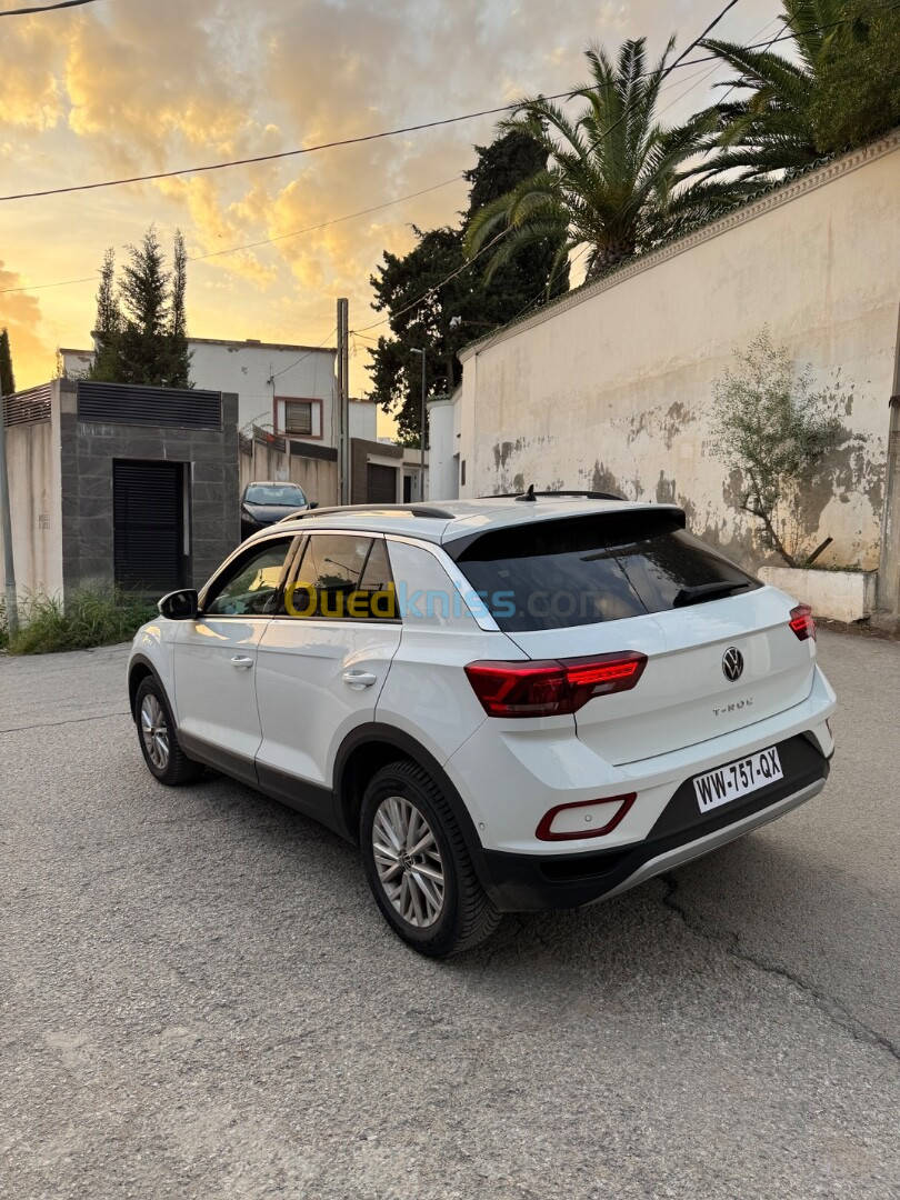 Volkswagen T-Roc 2022 Life