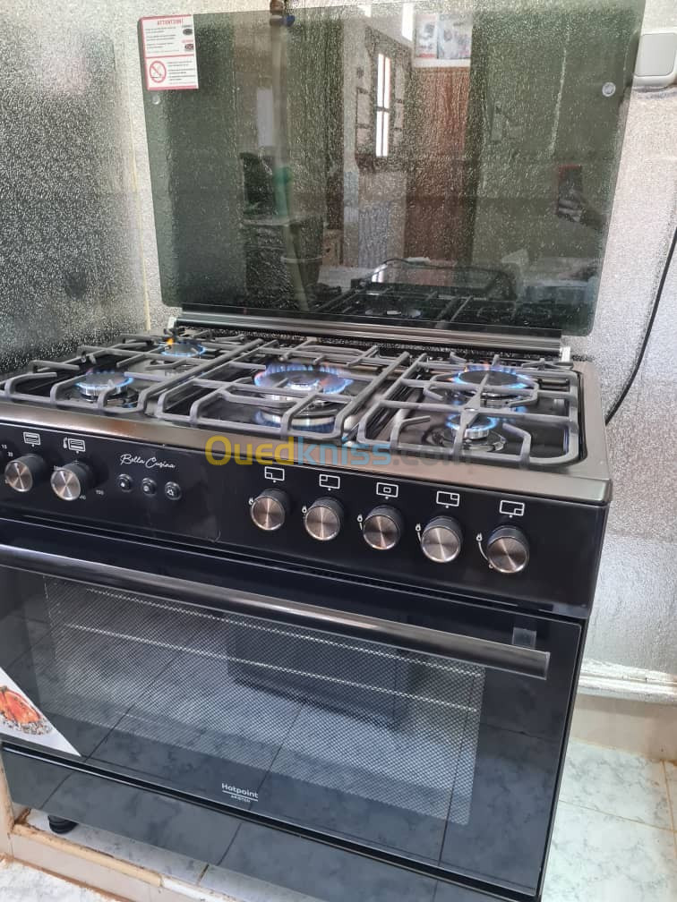 cuisinière 5 feux ariston hot point