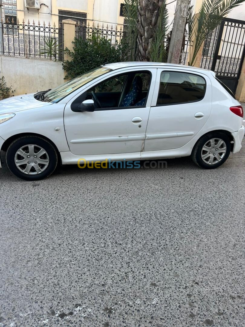 Peugeot 206 Plus 2010 206 Plus