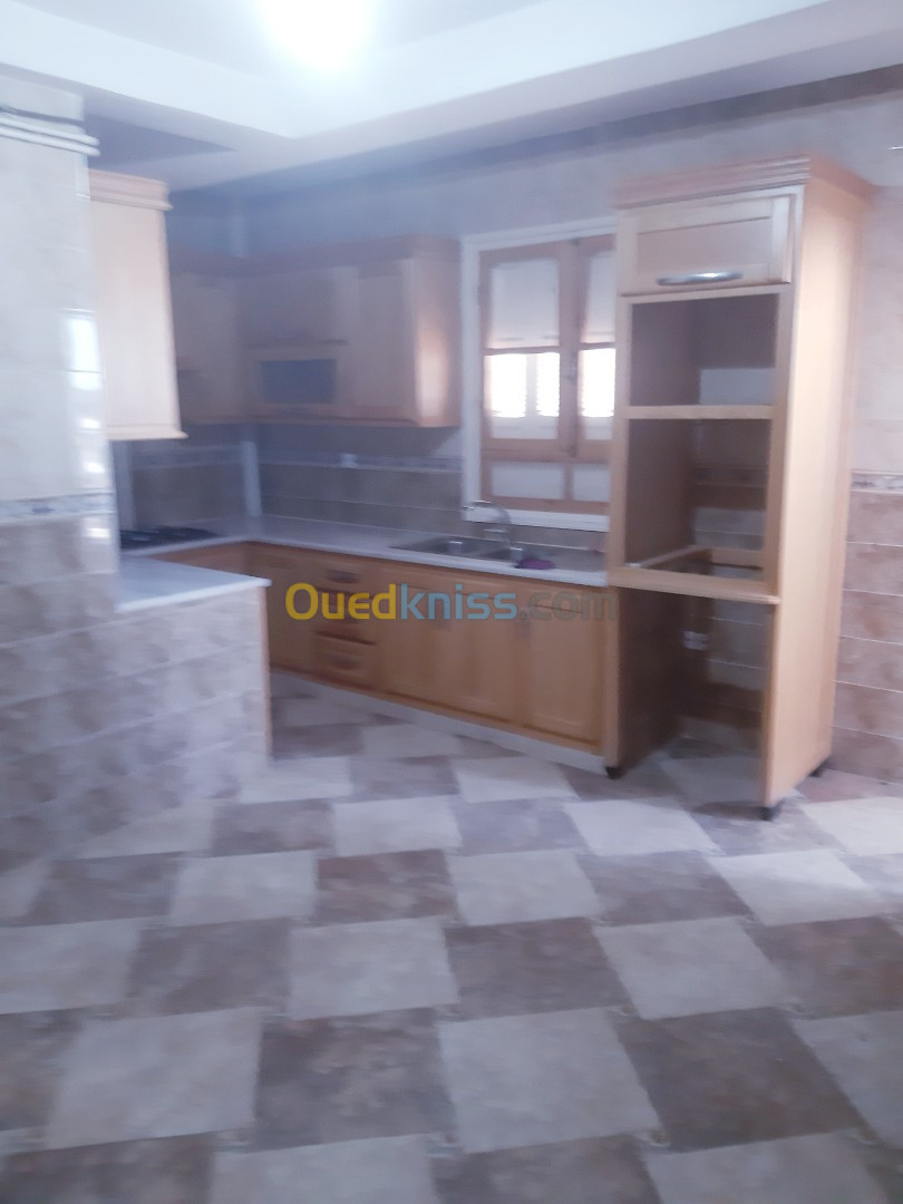 Location Appartement F4 Sétif Setif